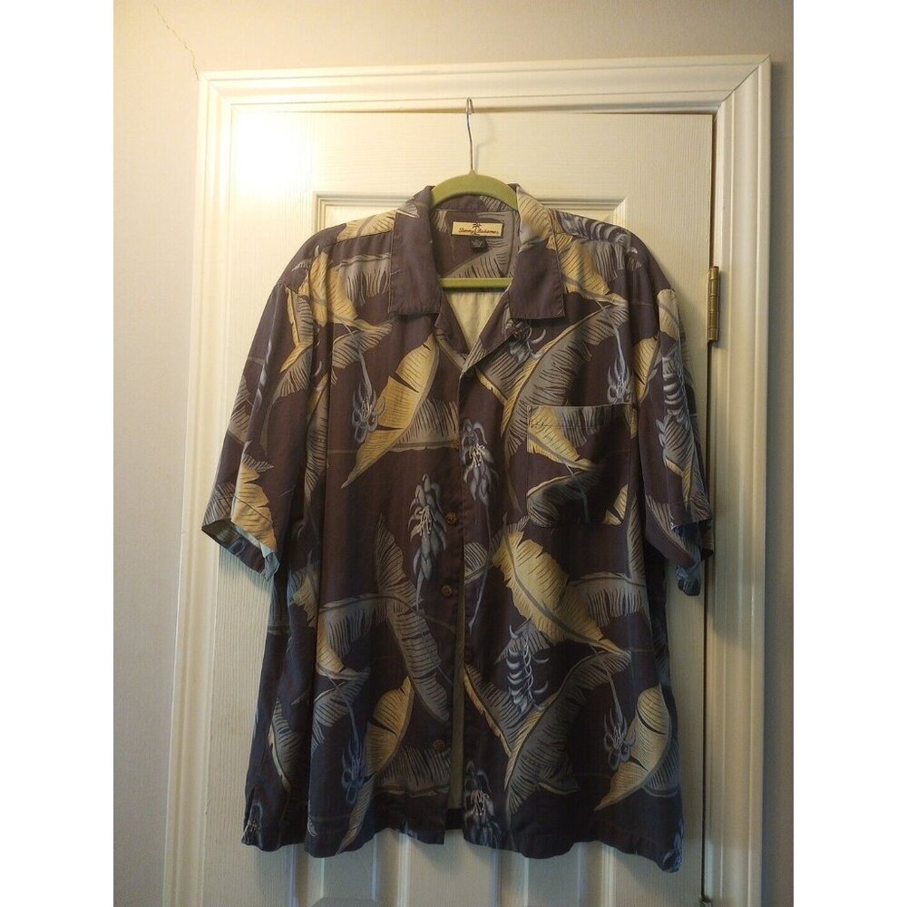 Tommy Bahama Hawaiian Shirt Mens XL Silk Soft Aloha Vacation Summer Beach